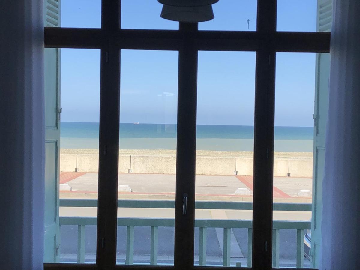 Villa Les Fleurs Appartement En Front De Mer Мер-ле-Бен Экстерьер фото